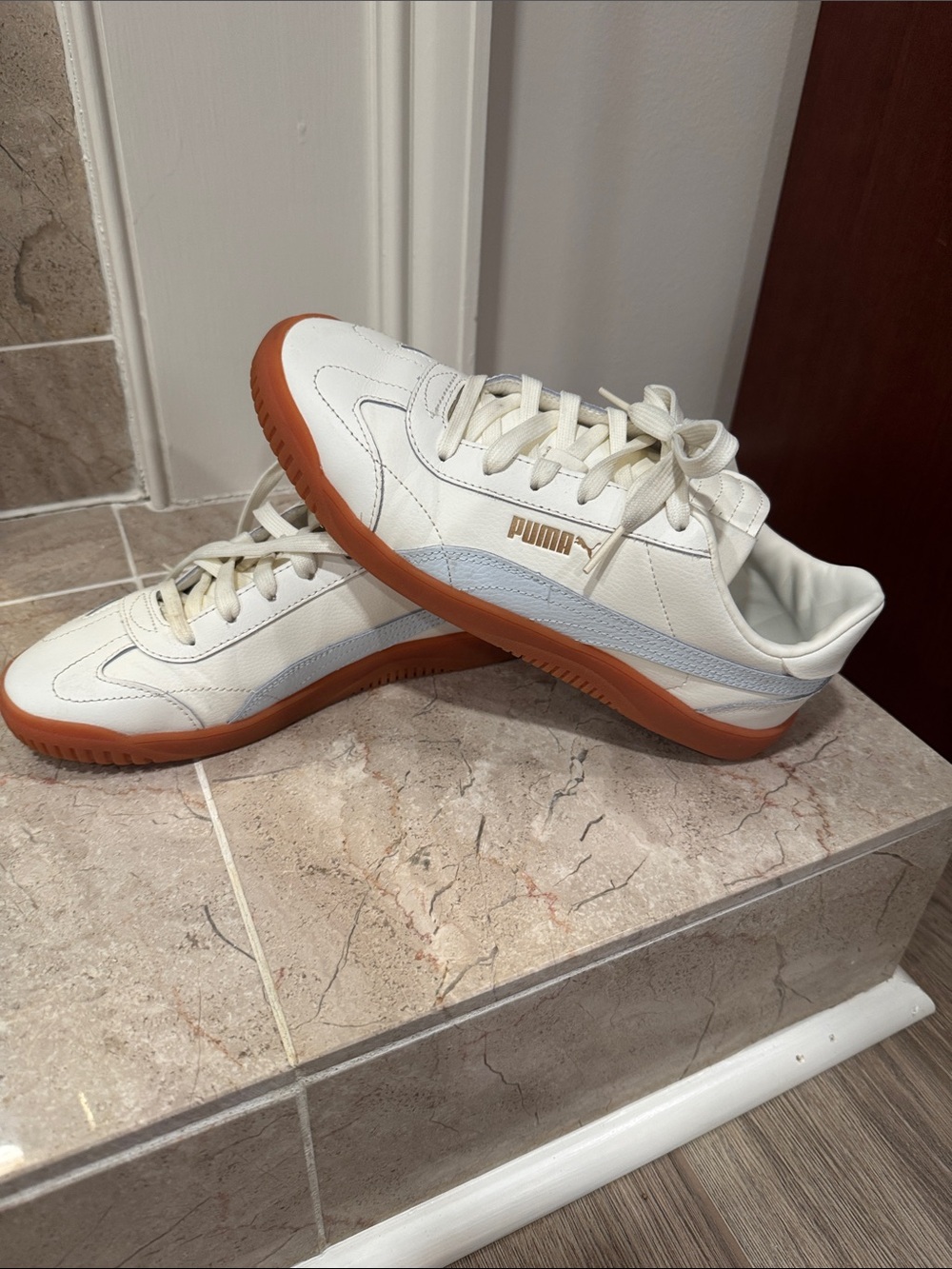 Puma White Sneakers with Light Blue Stripe and Gum Sole (Women's)